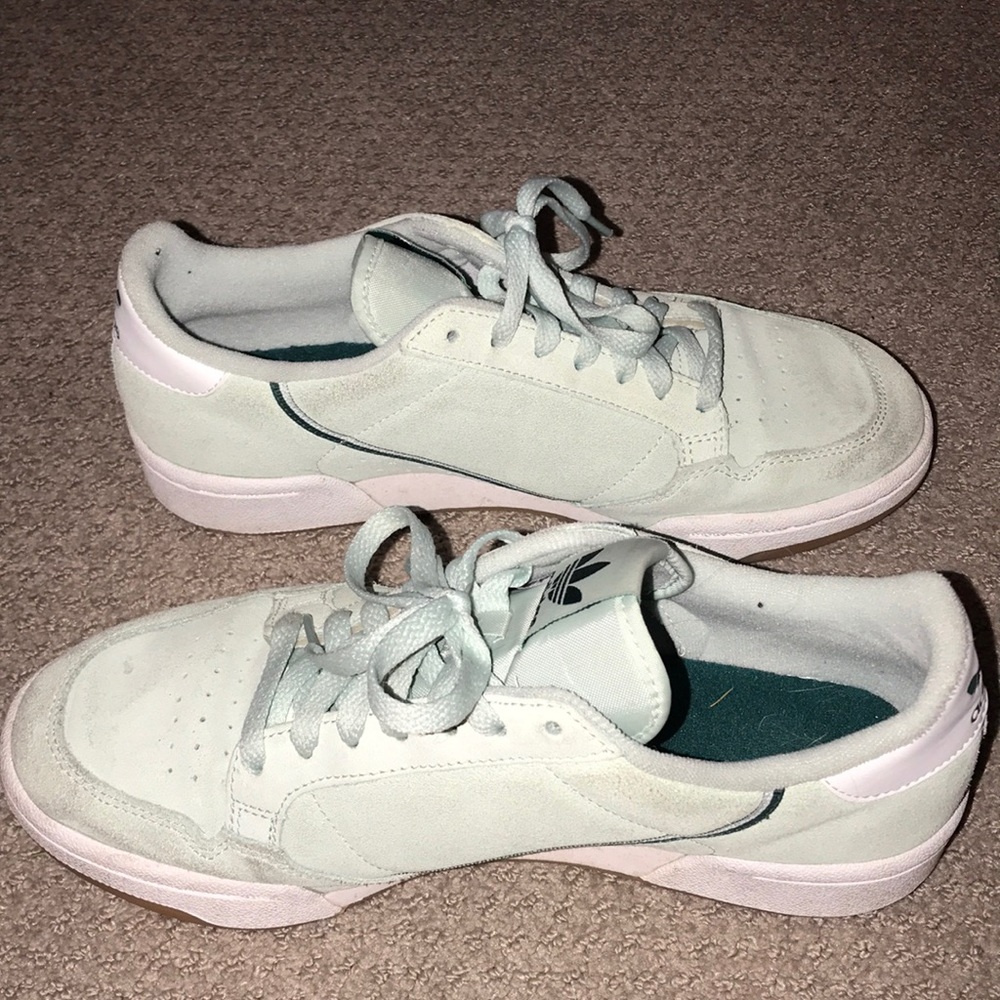 ADIDAS SNEAKERS